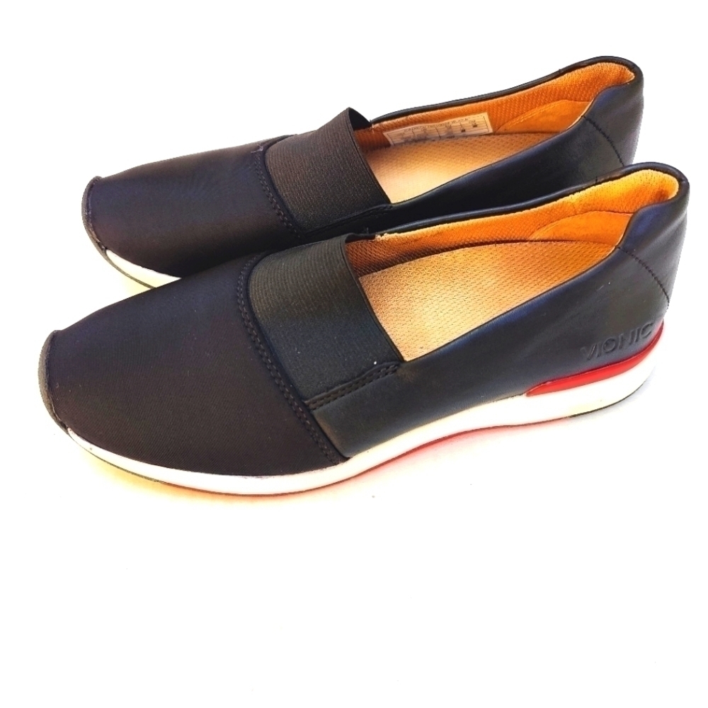 Vionic CAMEO Black Leather Elastic Gore Panel Slip On Loafer Women's Size 7
